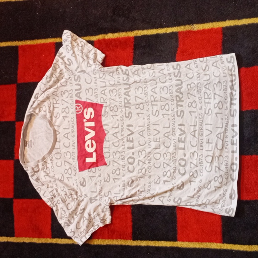 Levi's White Graphic T-Shirt (M)